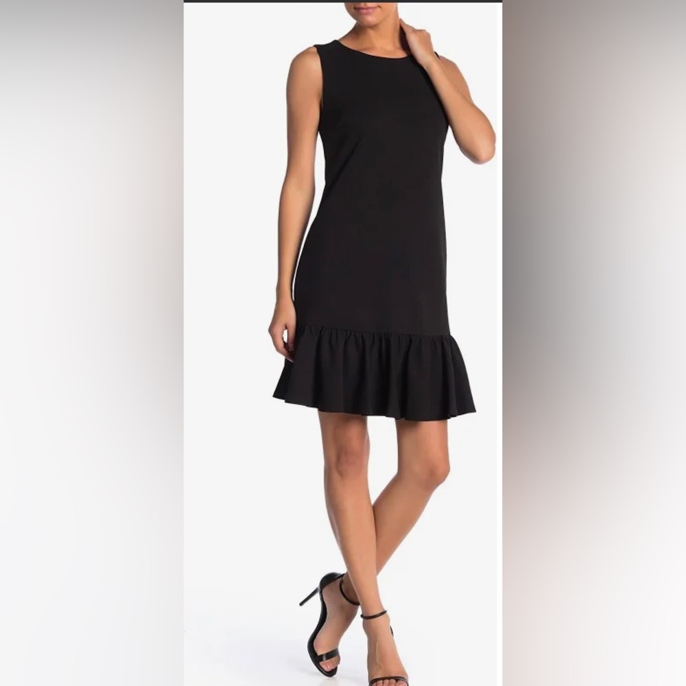 Betsey Johnson Ruffle Bottom Shift Dress Size 12